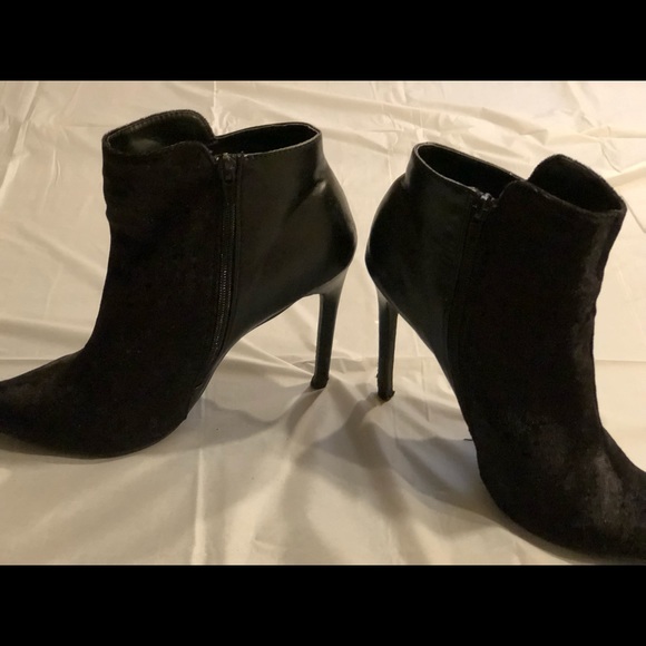 Zip Up Booties - Picture 3 of 6